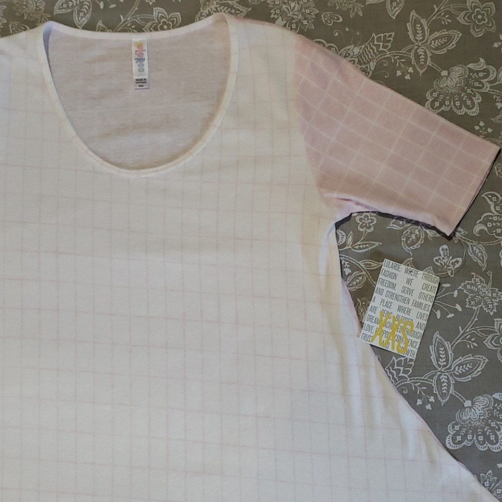 Lularoe "Perfect T" Tunic Top